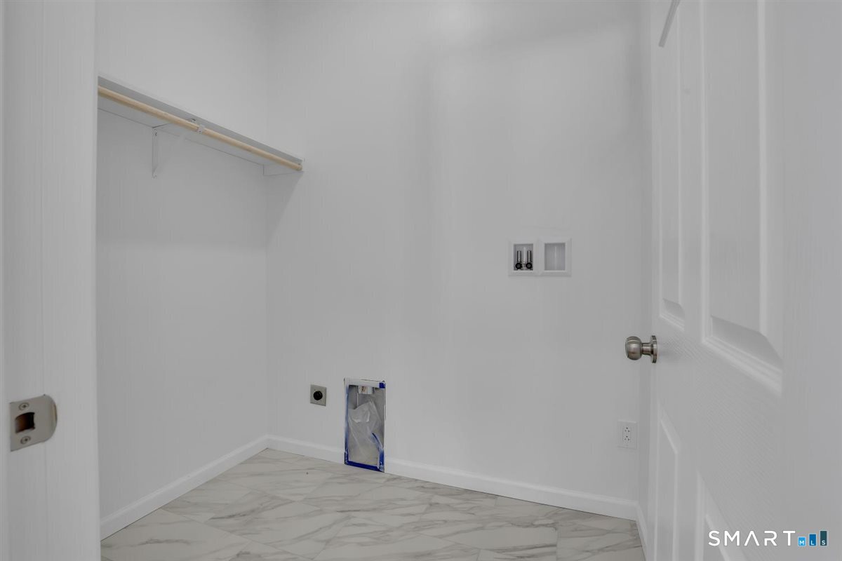 15 Martins Manor Manchester CT 06040