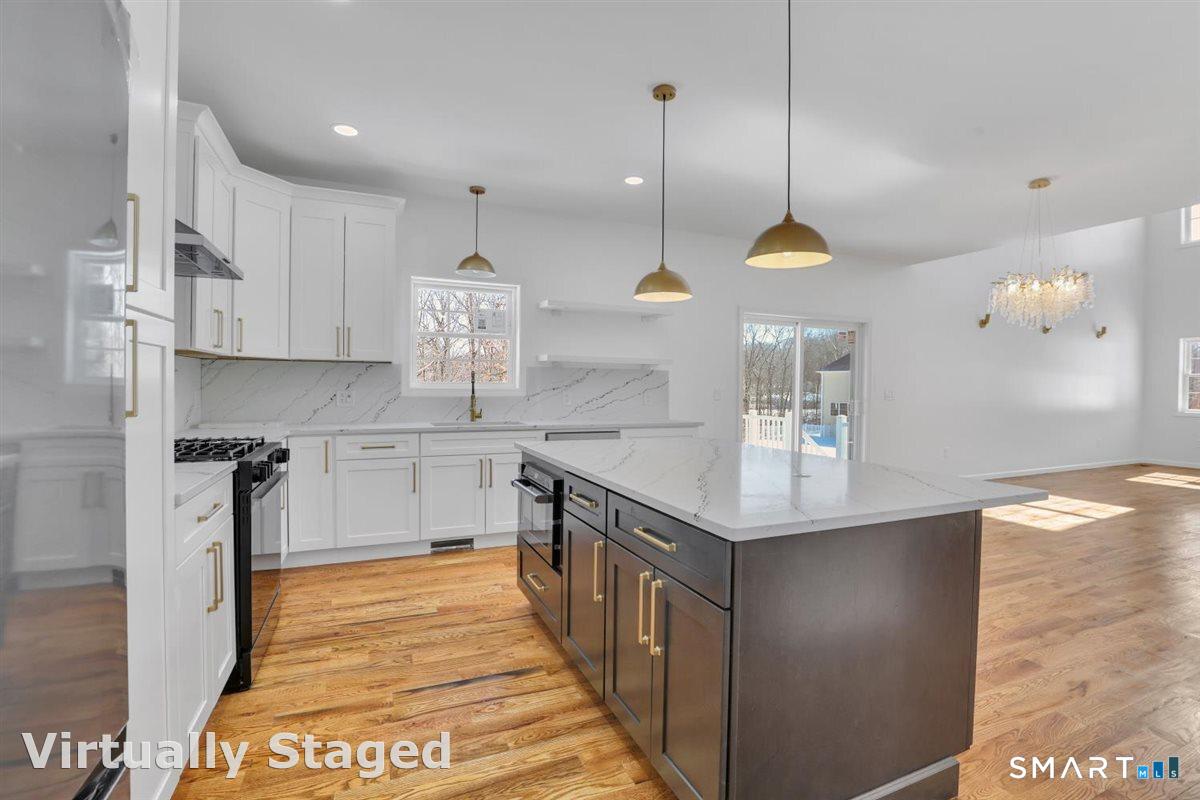 15 Martins Manor Manchester CT 06040