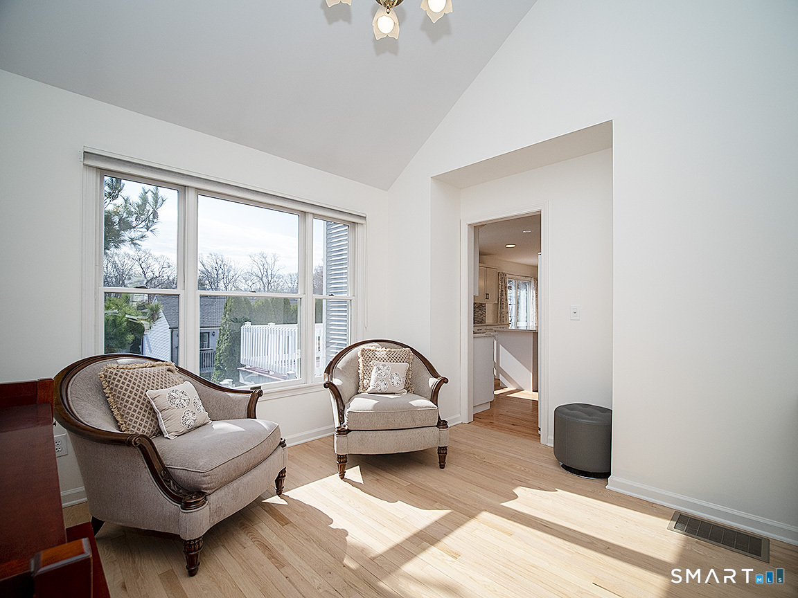 81 Old Stratfield Road Fairfield CT 06825