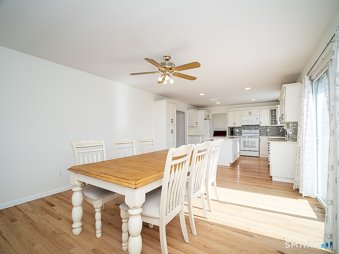 81 Old Stratfield Road Fairfield CT 06825