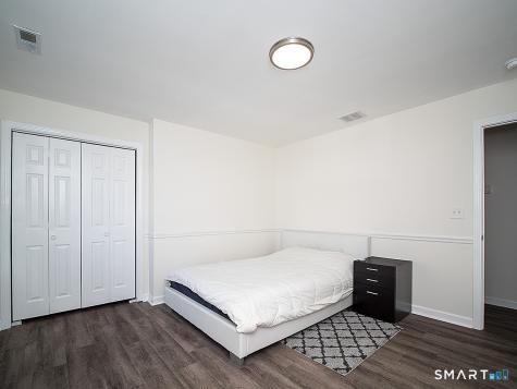 81 Old Stratfield Road Fairfield CT 06825