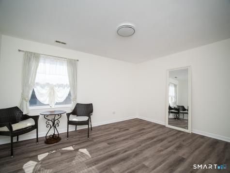 81 Old Stratfield Road Fairfield CT 06825