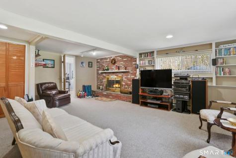 1 Driftwood Lane Norwalk CT 06851
