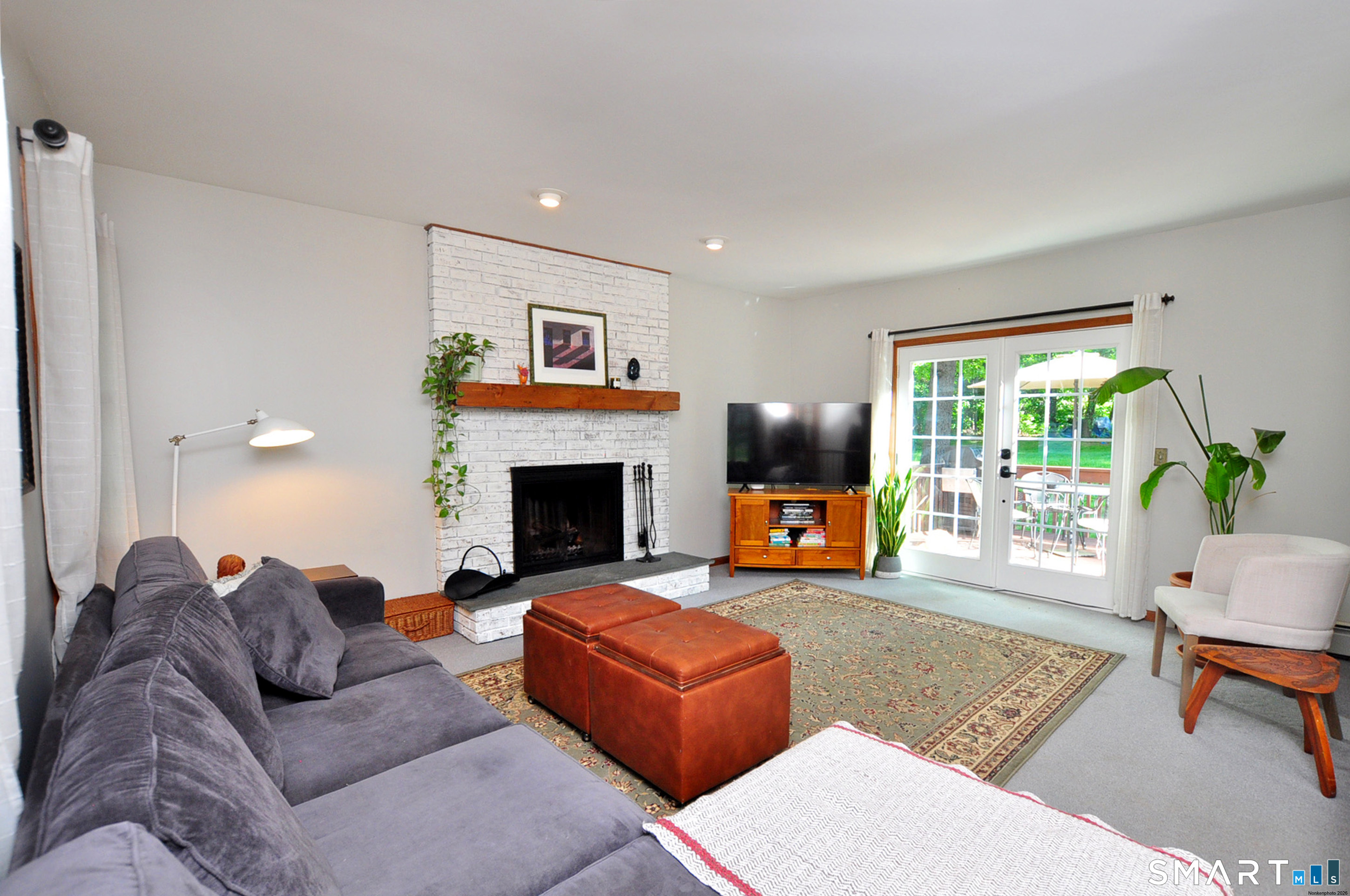 19 Hampden Place Windsor CT 06095