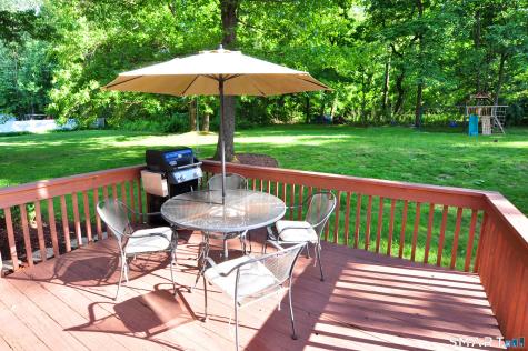 19 Hampden Place Windsor CT 06095