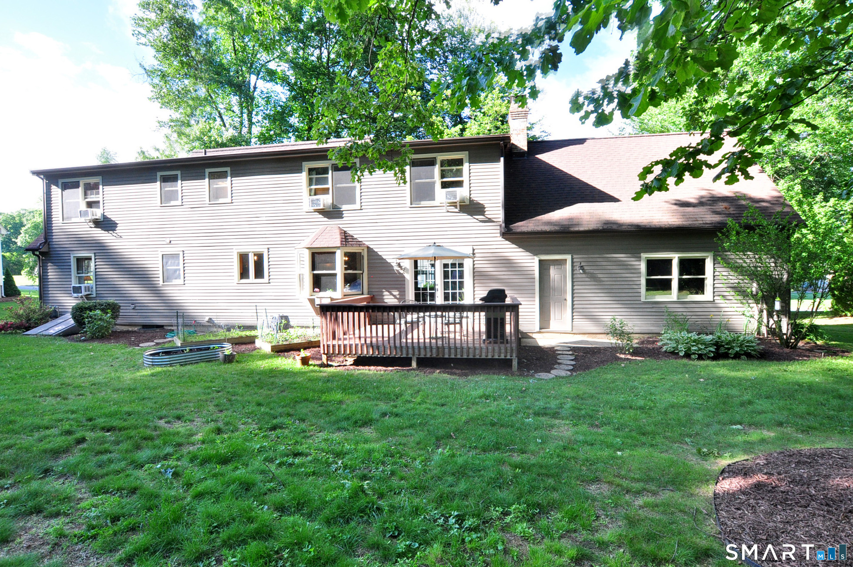 19 Hampden Place Windsor CT 06095