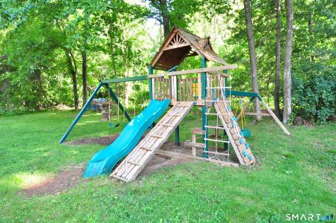 19 Hampden Place Windsor CT 06095