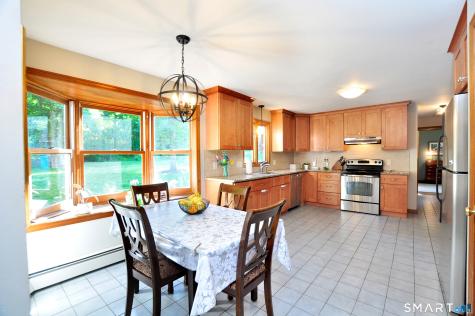 19 Hampden Place Windsor CT 06095