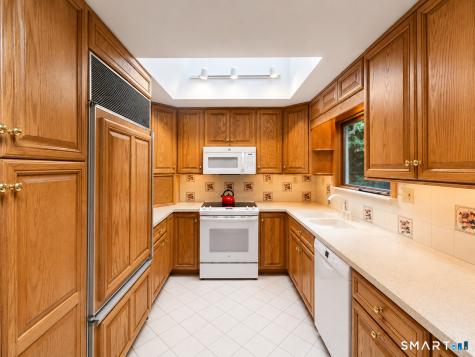 14 Indian Trail Brookfield CT 06804