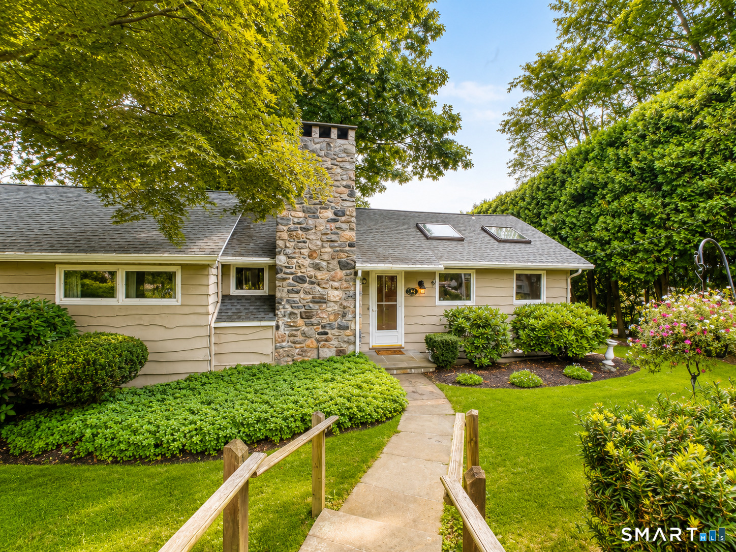 14 Indian Trail Brookfield CT 06804