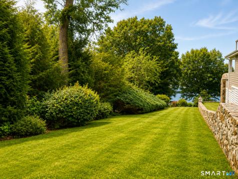 14 Indian Trail Brookfield CT 06804