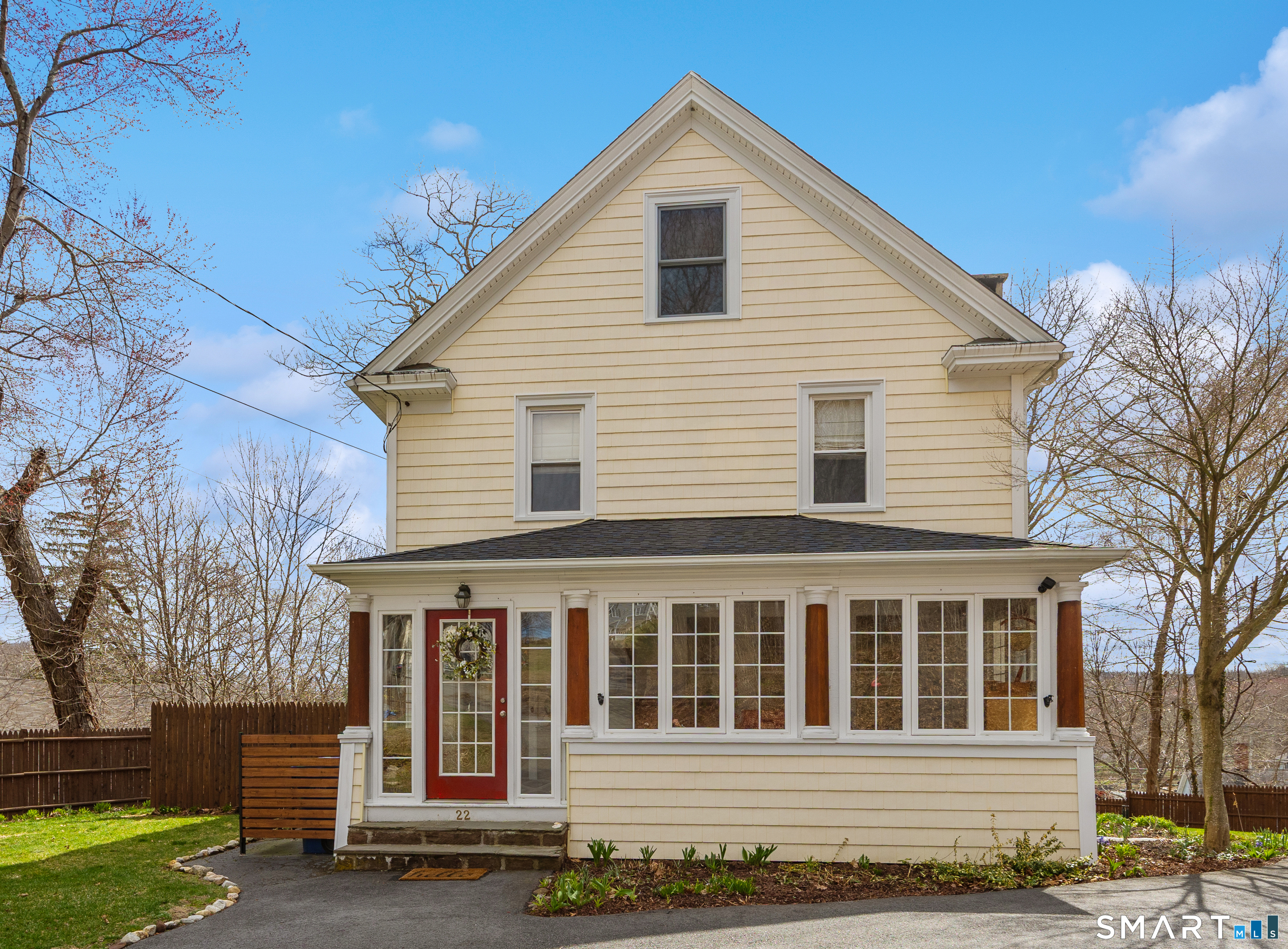 22 Summit Street Essex CT 06442