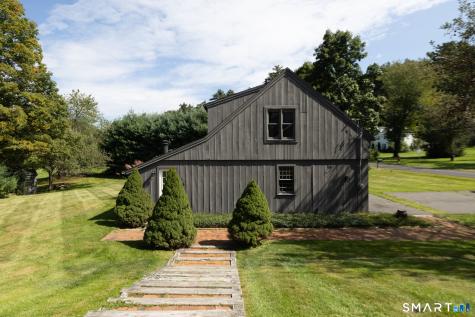 802 Charcoal Avenue Middlebury CT 06762