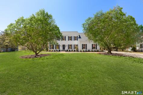 276 Flintlock Road Fairfield CT 06890