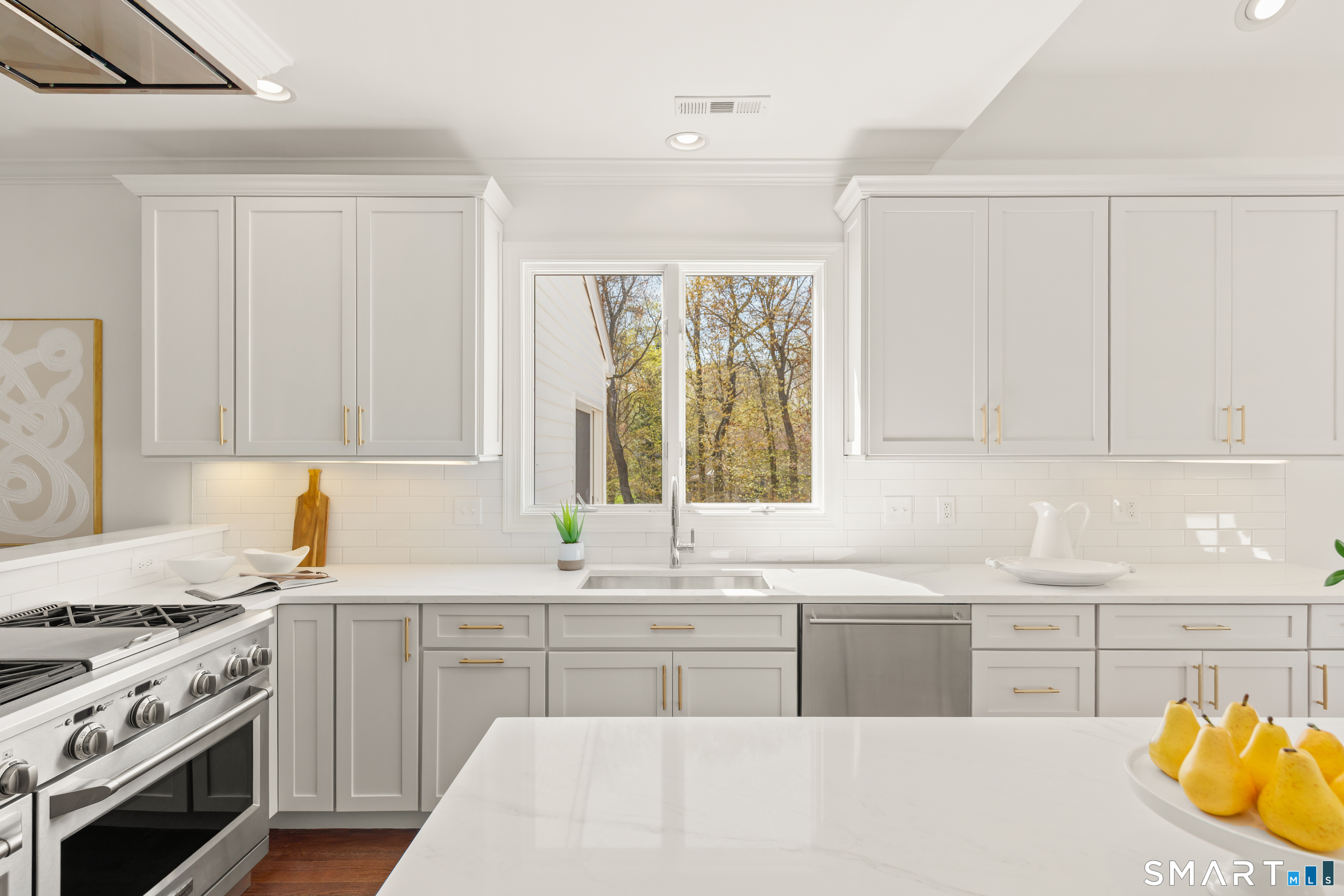 276 Flintlock Road Fairfield CT 06890
