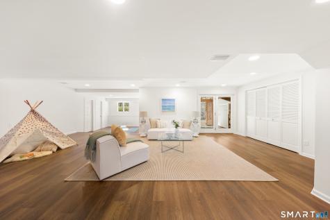 276 Flintlock Road Fairfield CT 06890