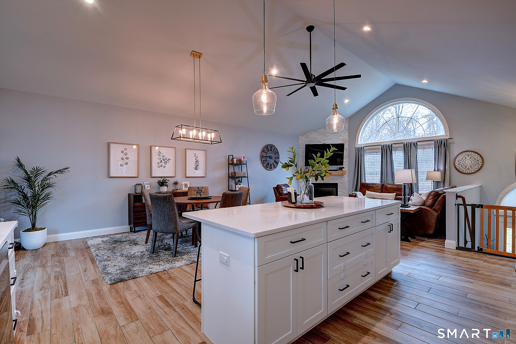 5 Rebecca Court Montville CT 06370