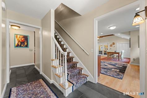 28 Oak Grove Road Brookfield CT 06804