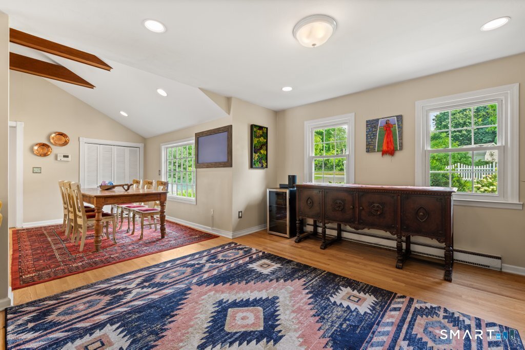 28 Oak Grove Road Brookfield CT 06804