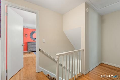 28 Oak Grove Road Brookfield CT 06804