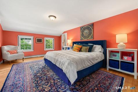 28 Oak Grove Road Brookfield CT 06804