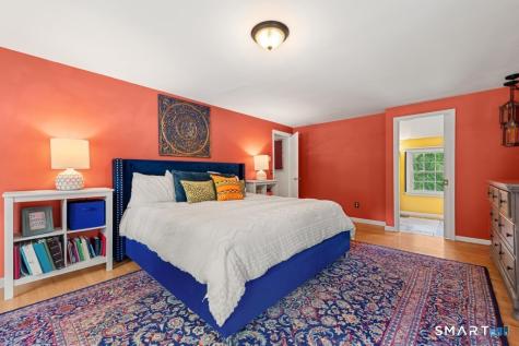 28 Oak Grove Road Brookfield CT 06804