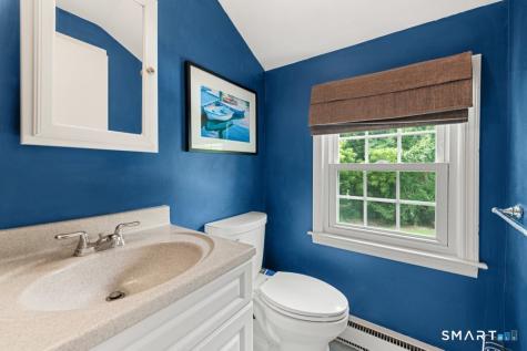 28 Oak Grove Road Brookfield CT 06804