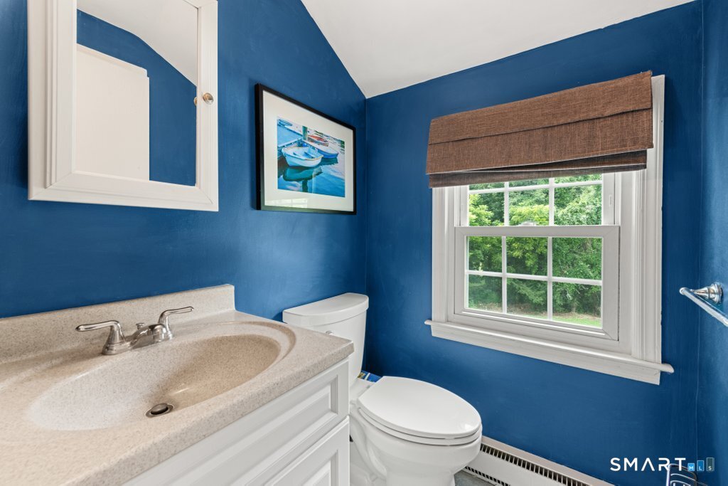 28 Oak Grove Road Brookfield CT 06804