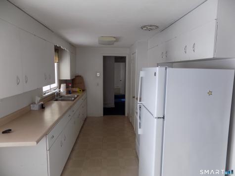 133 Weymouth Road Enfield CT 06082