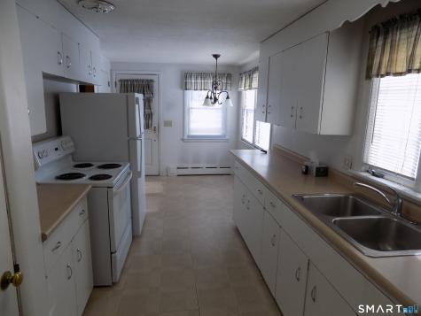 133 Weymouth Road Enfield CT 06082