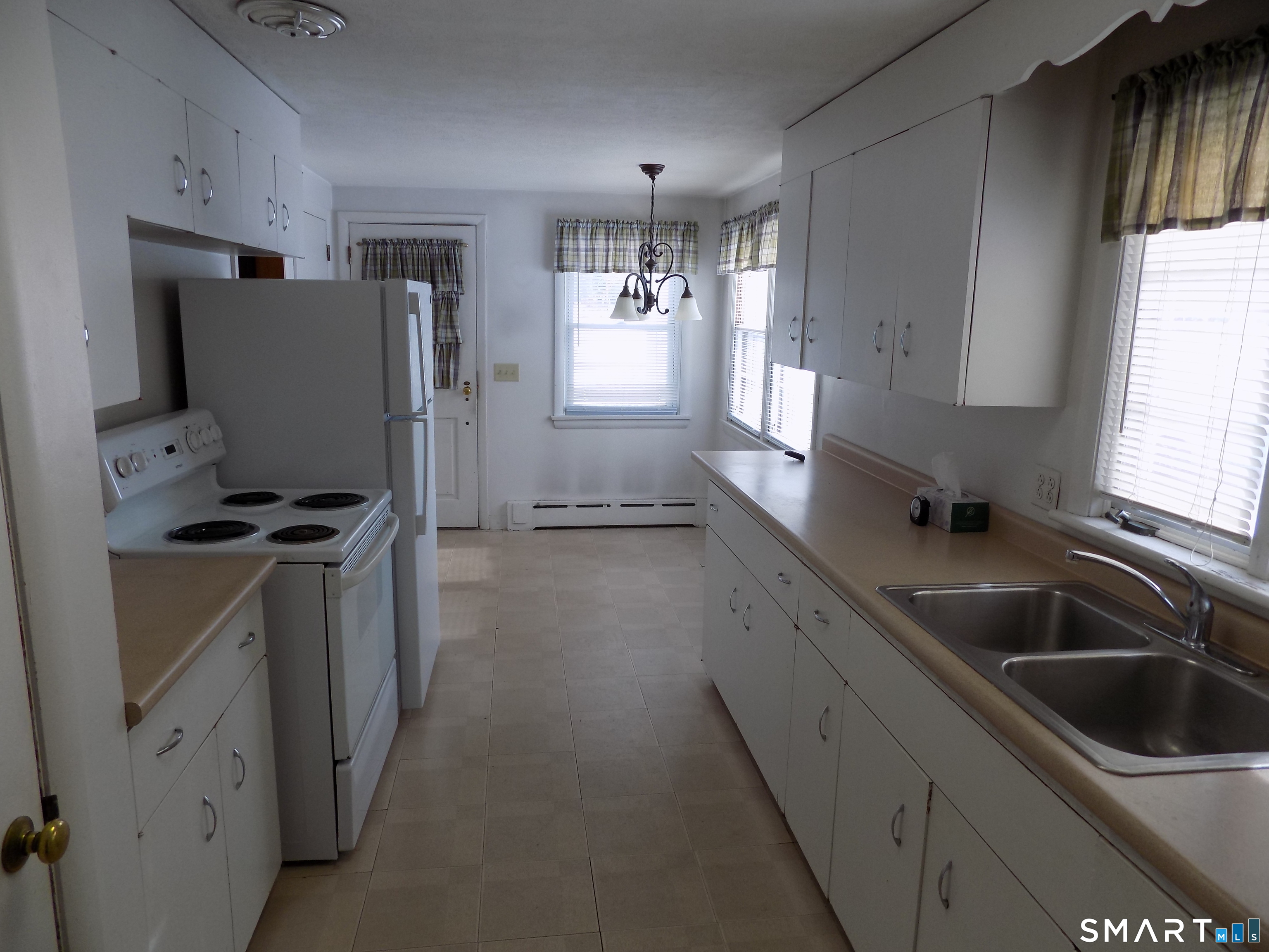 133 Weymouth Road Enfield CT 06082