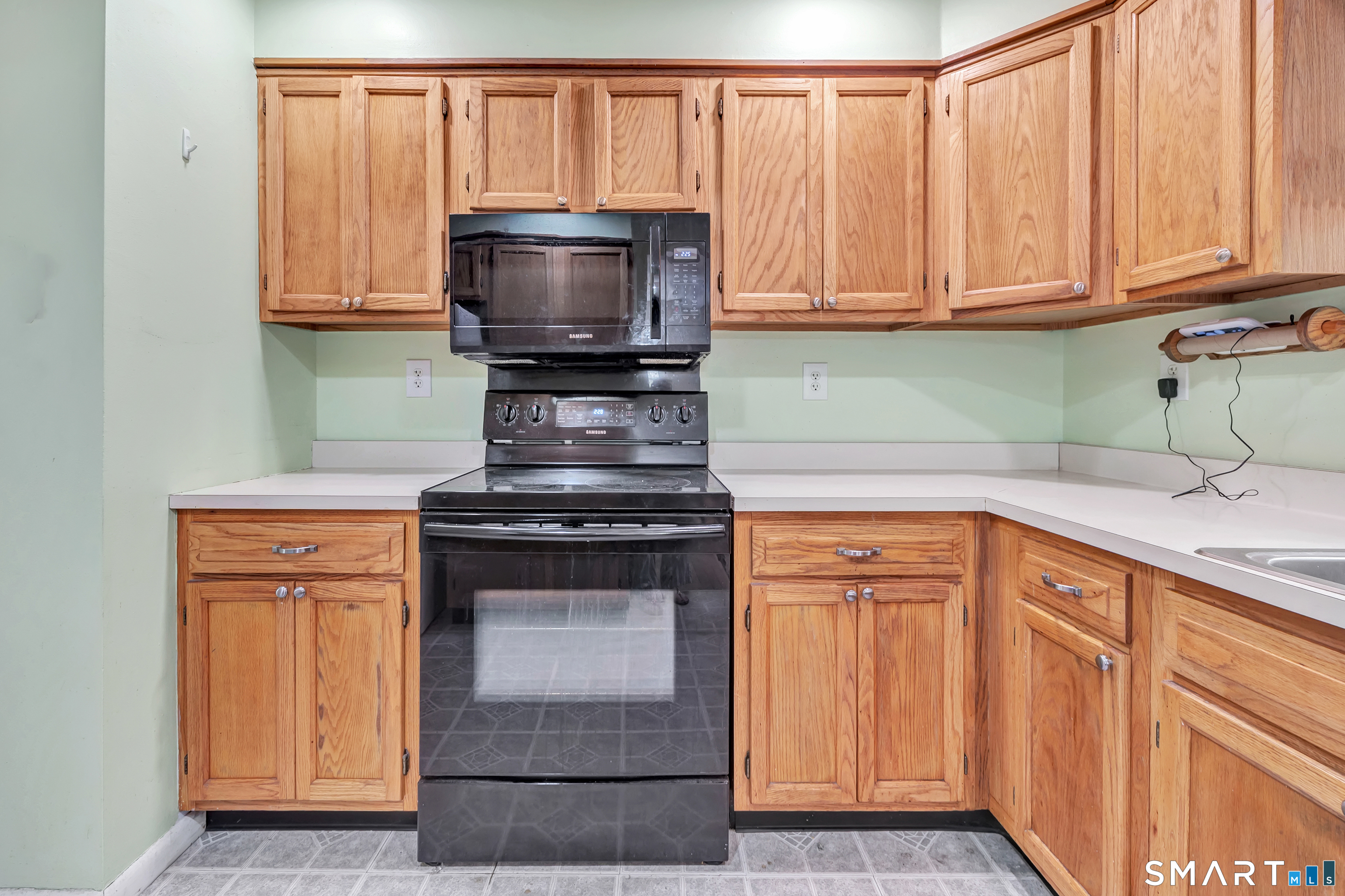 19 Meadowlark Drive Shelton CT 06484