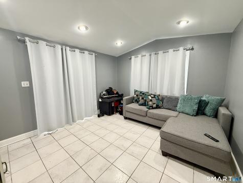 103 Grant Street Hartford CT 06106