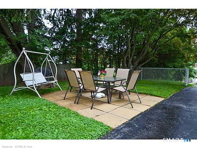 422 Francis Street New Britain CT 06053