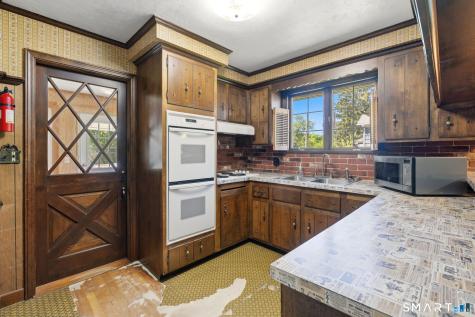257 Union Avenue Burrillville RI 02859