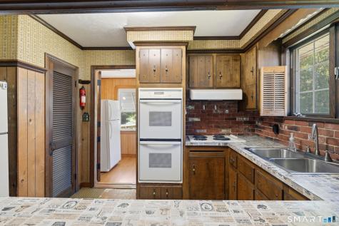 257 Union Avenue Burrillville RI 02859