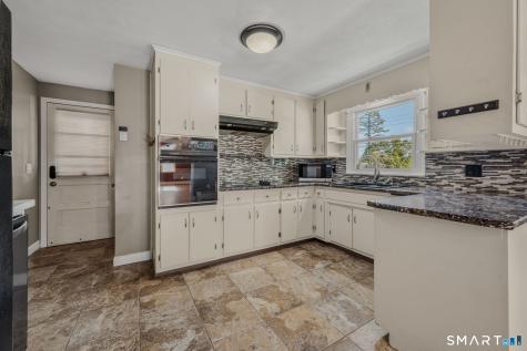 25 Dudley Street Norwich CT 06360
