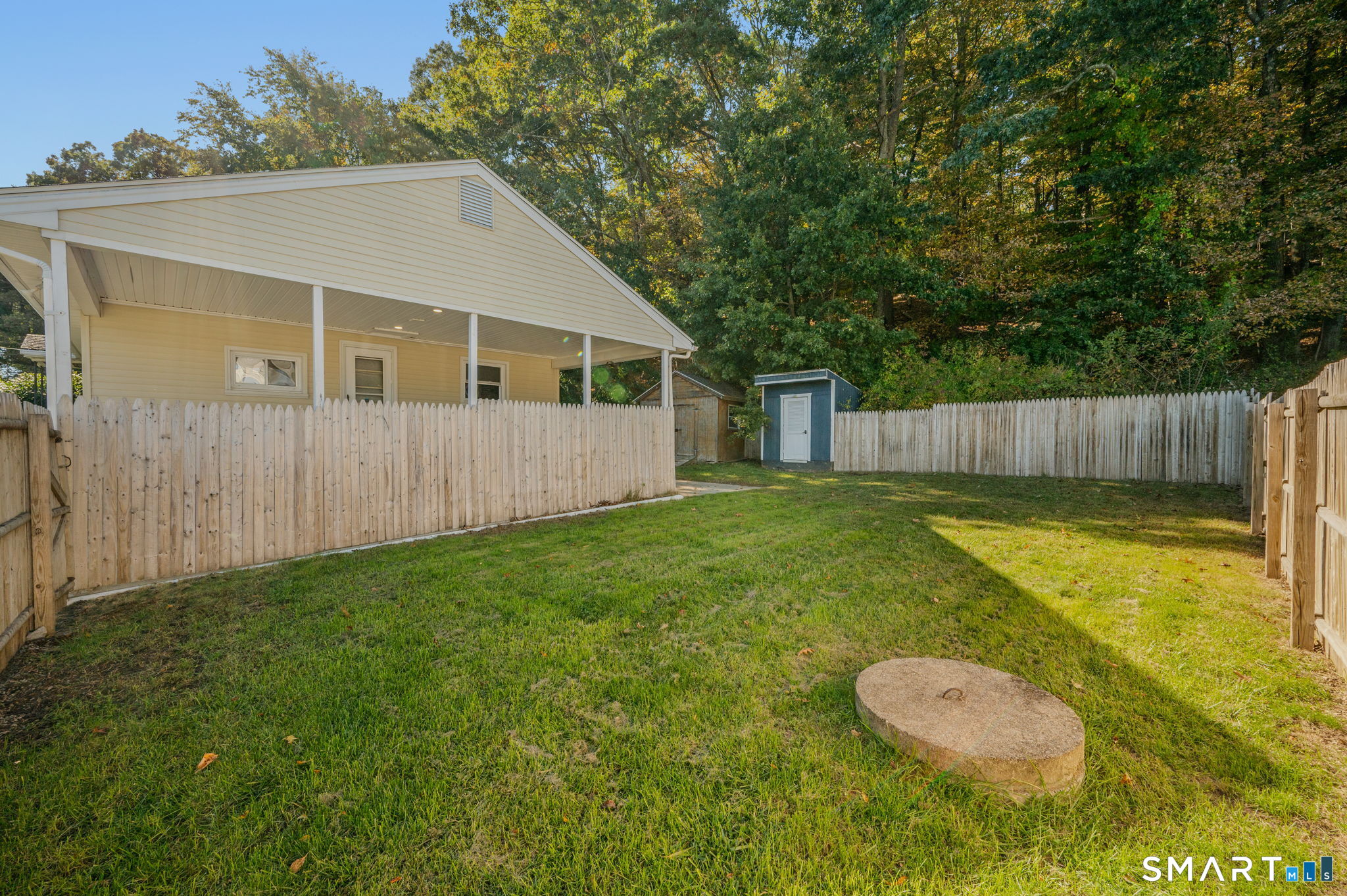 25 Dudley Street Norwich CT 06360