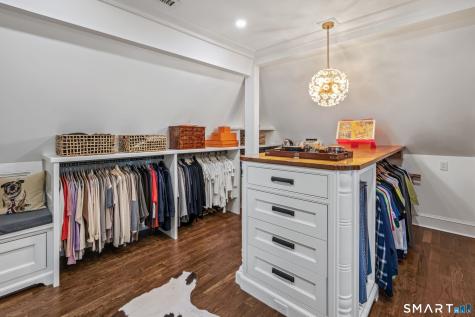 221 Farmstead Hill Road Fairfield CT 06824