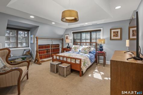 221 Farmstead Hill Road Fairfield CT 06824
