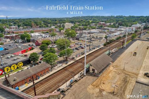 221 Farmstead Hill Road Fairfield CT 06824
