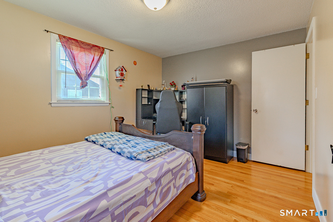 128 Jeffrey Lane Newington CT 06111