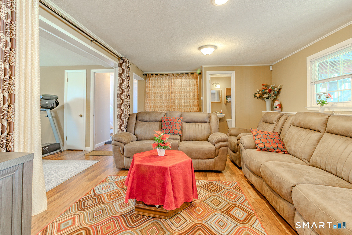 128 Jeffrey Lane Newington CT 06111