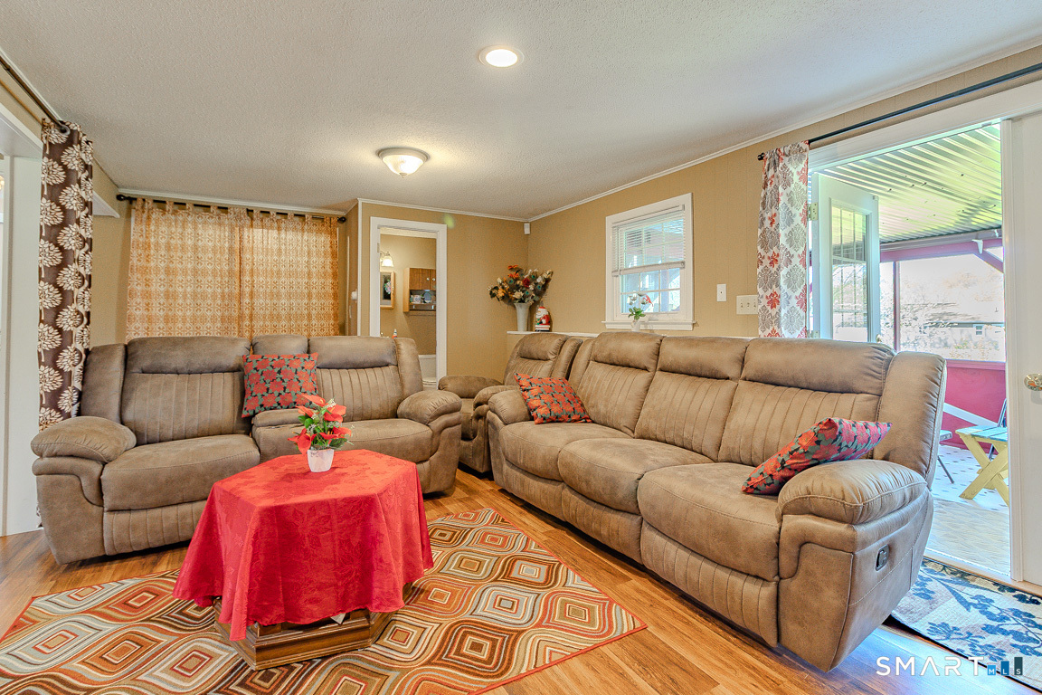 128 Jeffrey Lane Newington CT 06111
