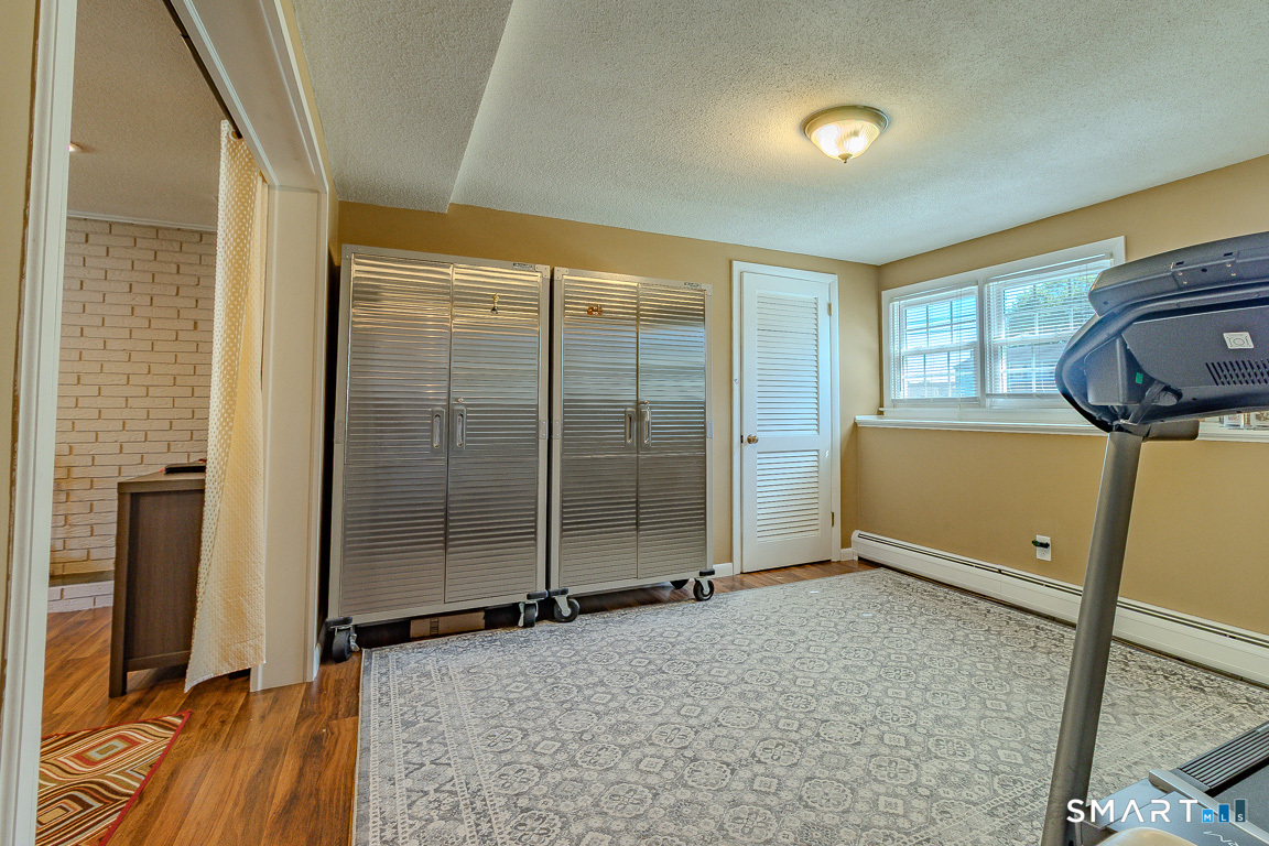 128 Jeffrey Lane Newington CT 06111