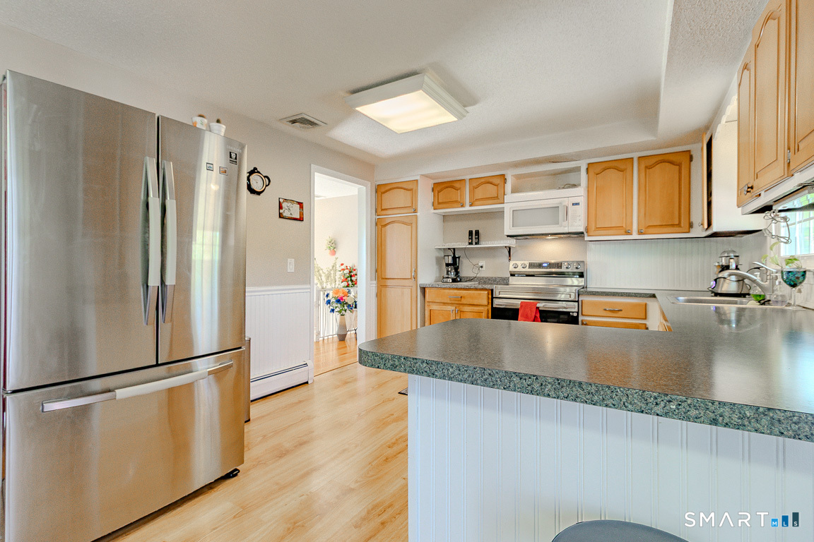 128 Jeffrey Lane Newington CT 06111