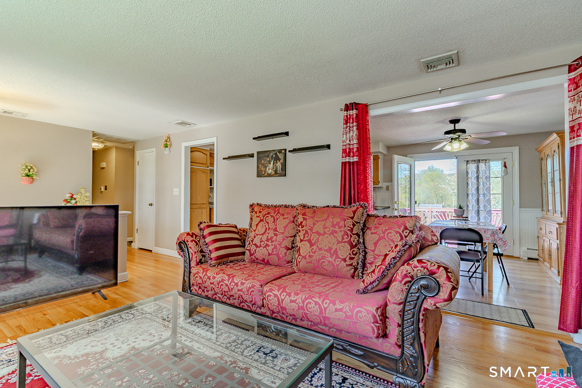 128 Jeffrey Lane Newington CT 06111
