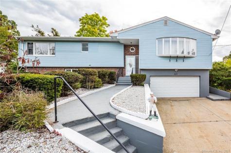 137 Ruela Drive Naugatuck CT 06770