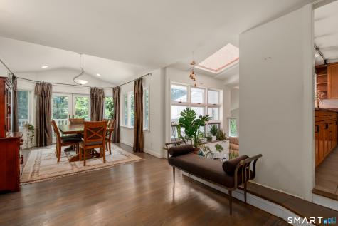 21 Hampton Lane New Canaan CT 06840