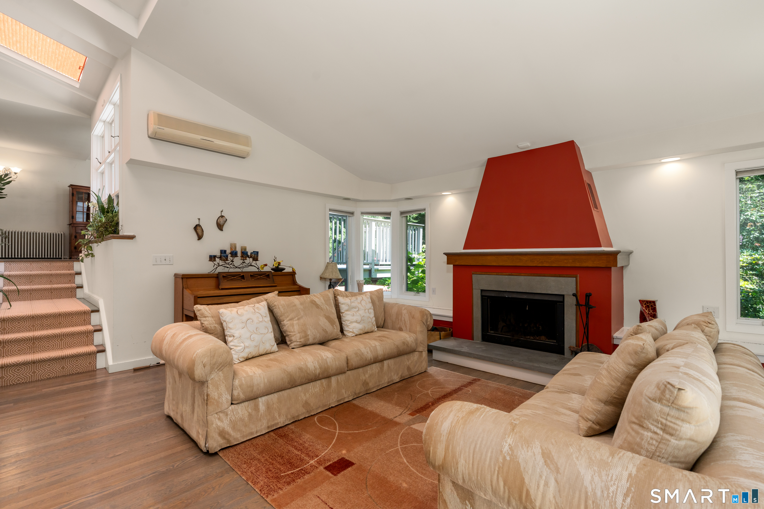 21 Hampton Lane New Canaan CT 06840